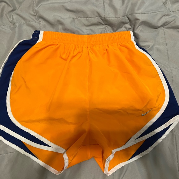 8 pairs of athletic shorts! Selling as a bundle all in good condition - Picture 3 of 16